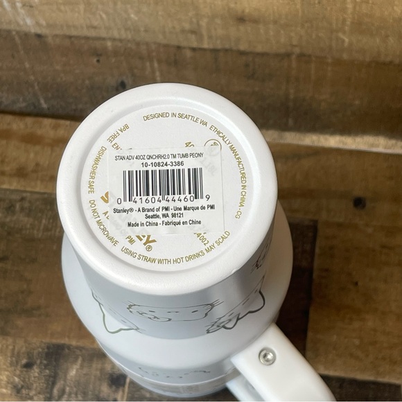 Hello Kitty Quencher H2.0 Tumbler NEW WITH BOX - Picture 3 of 4